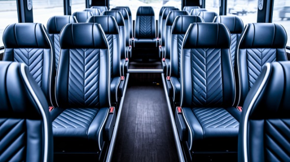 shreveport 30 passenger minibus rental